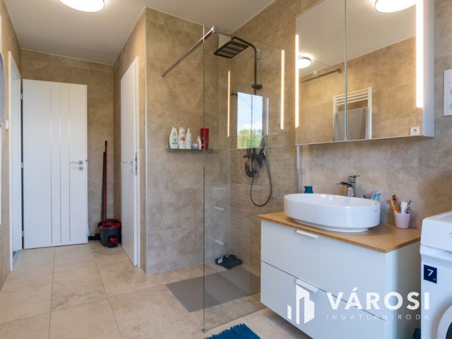 Prémium penthouse Siófokon medencével