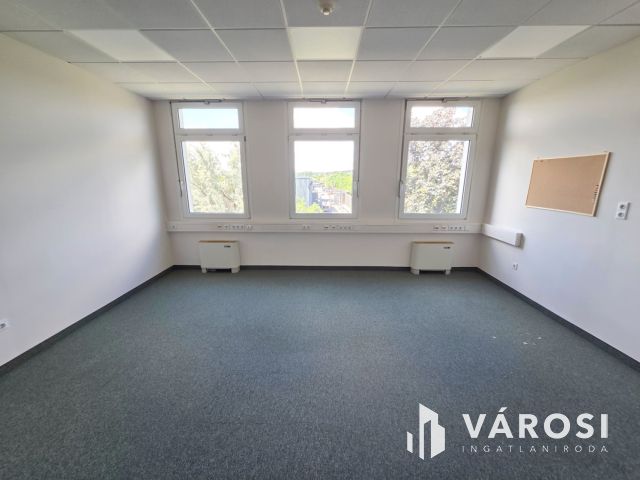 Kiadó Iroda Budaörsön - C03