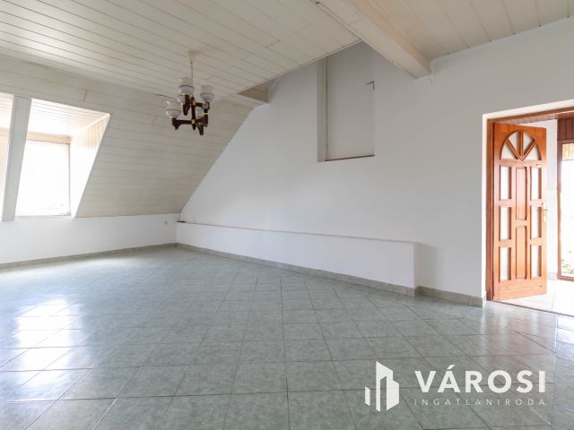 125 m2-es, nappali + 3 szobás családi ház eladó Horton