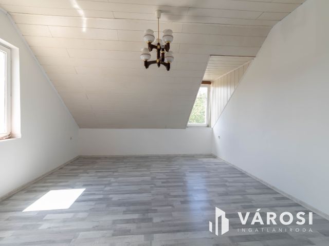 125 m2-es, nappali + 3 szobás családi ház eladó Horton